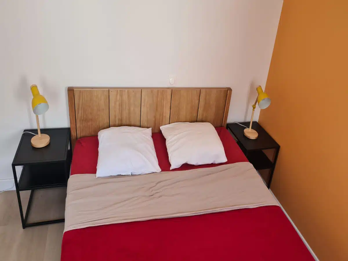 Chambre 2, un lit de 160